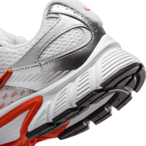 Nike V5 RNR Angle 5