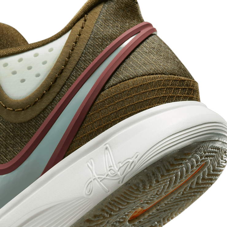 Nike Kyrie 8 N7 Angle 5