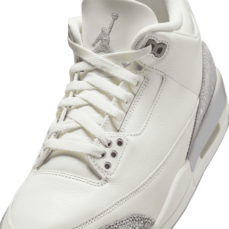 Air Jordan 3 Retro Sail Metallic Silver (W) Angle 4