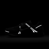 Nike Zoom Vomero 5 Black Pink Blast Angle 8