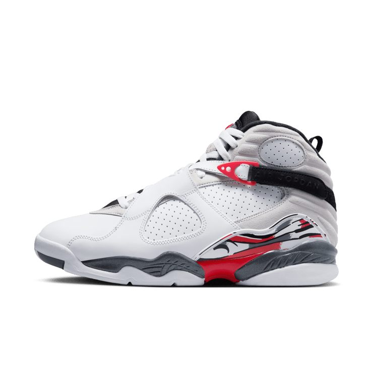 Air Jordan 8 Retro Bugs Bunny Angle 1