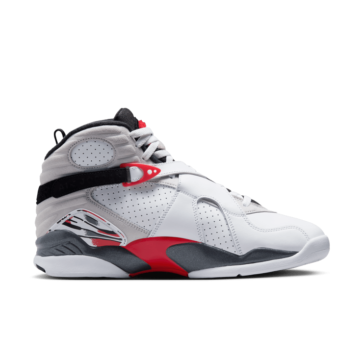 Air Jordan 8 Retro Bugs Bunny Angle 0