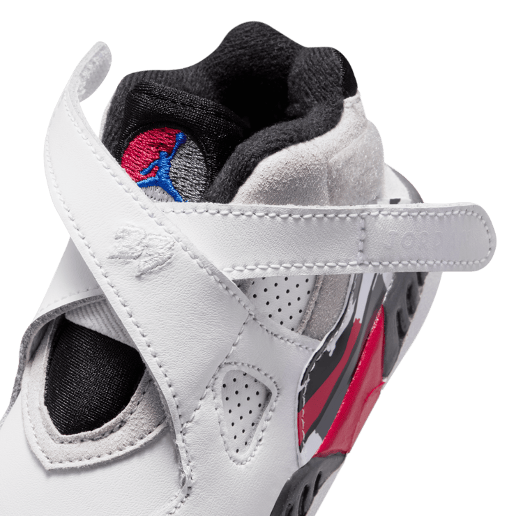 Air Jordan 8 Retro Bugs Bunny (2025) (TD) Angle 6