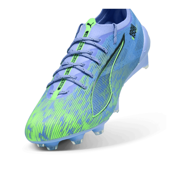 Puma ULTRA 5 ULTIMATE Christian Pulisic Chasing the Dream Angle 3