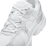 Nike V5 RNR Angle 4