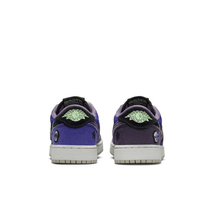 Air Jordan 1 Retro Low OG Zion Williamson Voodoo Regency Purple (GS) Angle 0