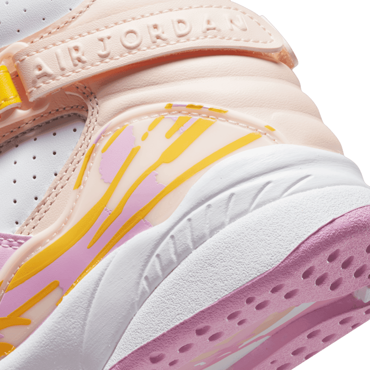 Air Jordan 8 Retro Arctic Punch (GS) Angle 5