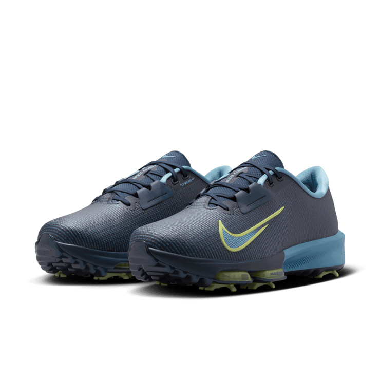 Nike Infinity Tour 2 Golf (Wide) Angle 2