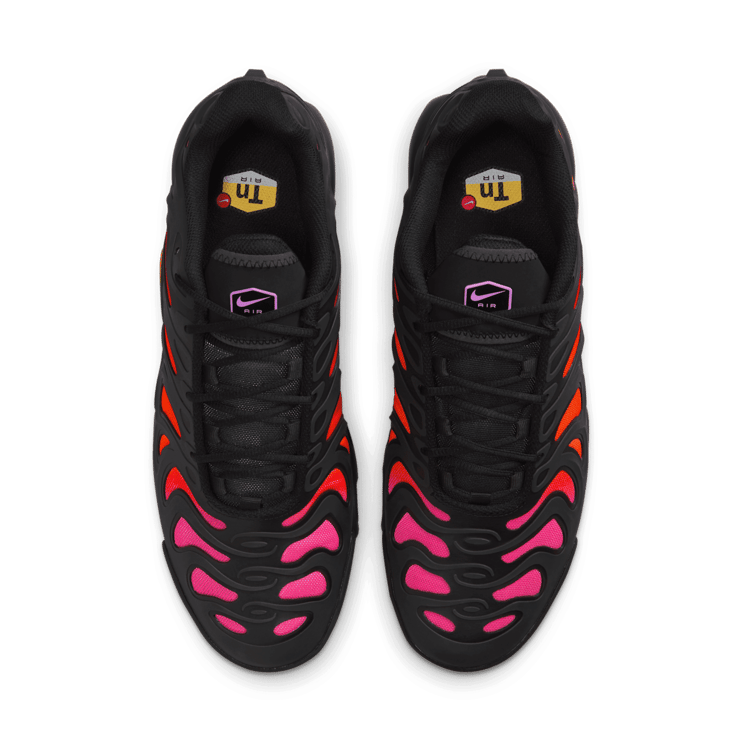 Nike Air Max Plus Drift Angle 1