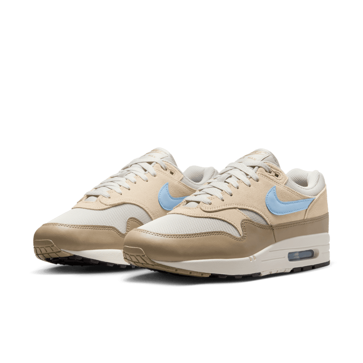 Nike Air Max 1 Essential Light Bone Psychic Blue Angle 1