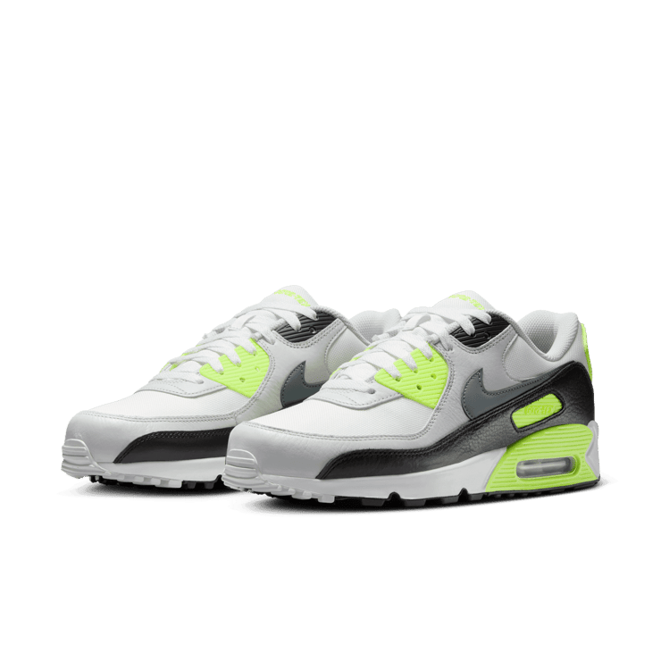 Nike Air Max 90 GORE-TEX 'Volt' Angle 2