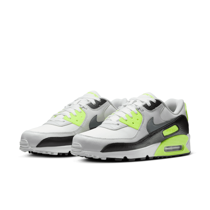 Nike Air Max 90 GORE-TEX 'Volt' Angle 2