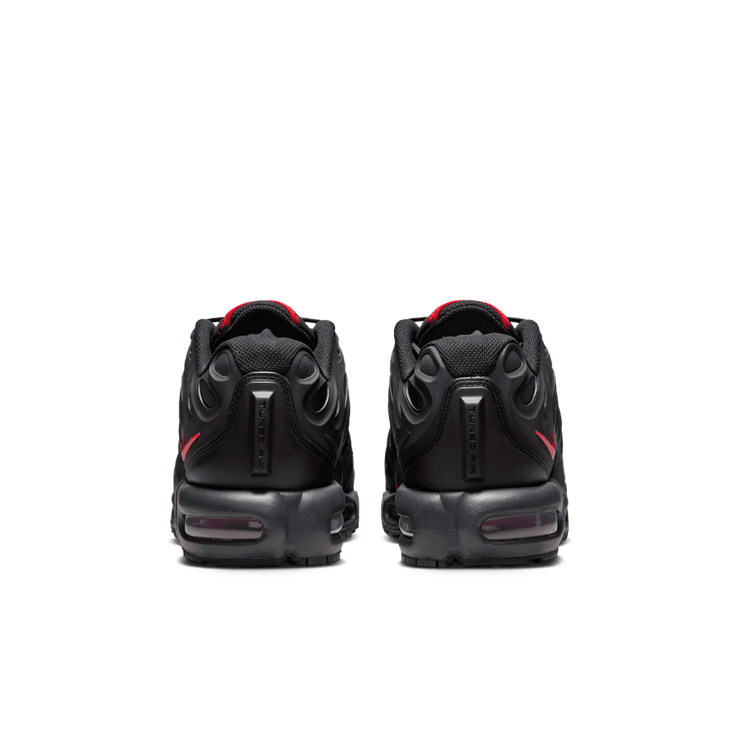 Nike Air Max Plus Drift 'Bred' Angle 3