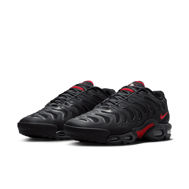 Nike Air Max Plus Drift 'Bred' Angle 2