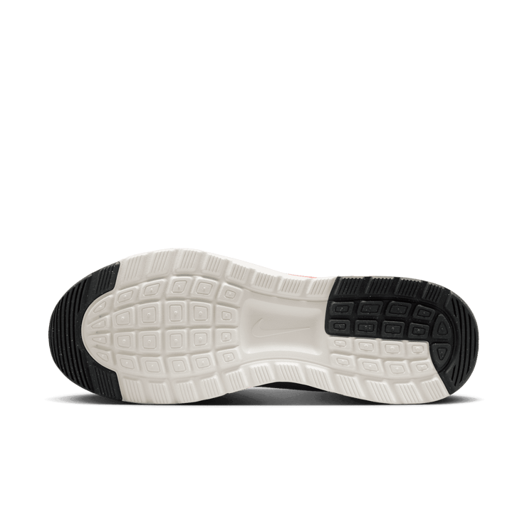 Nike Air Max Nuaxis Angle 0