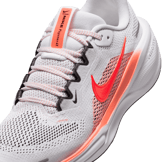Nike Pegasus 41 Road Angle 5