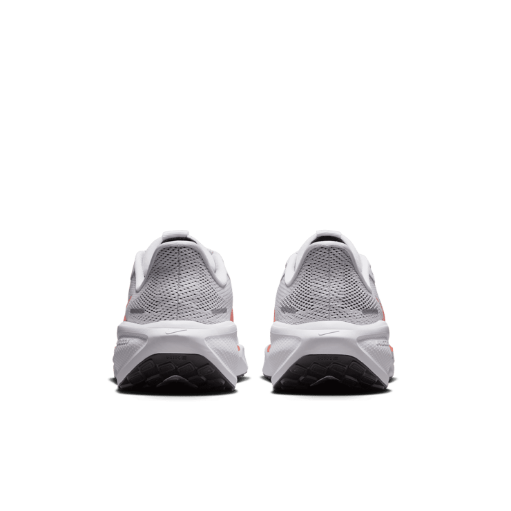 Nike Pegasus 41 Road Angle 4