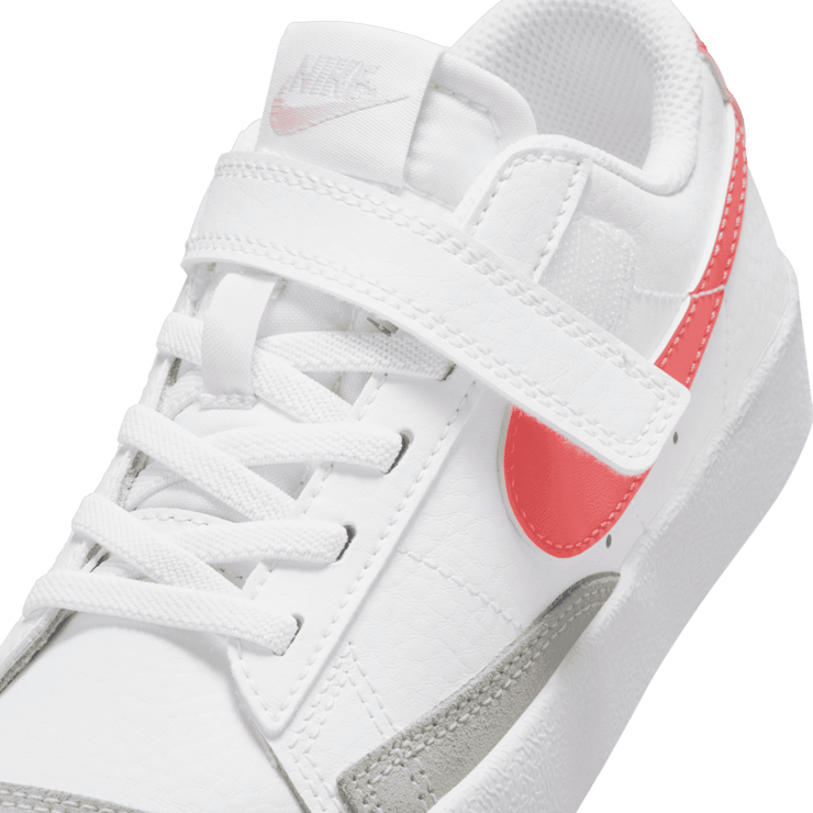 Nike Blazer Low '77 Angle 4