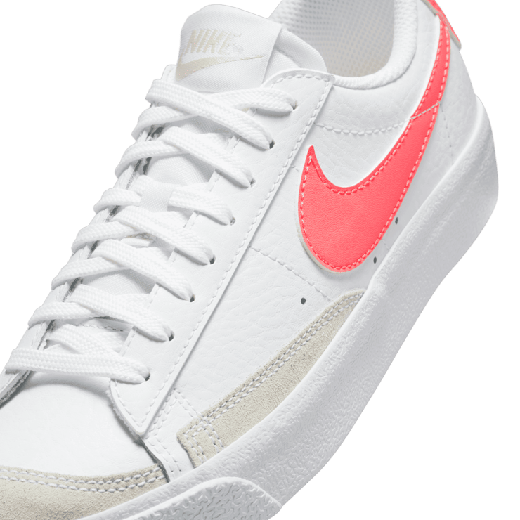 Nike Blazer Low '77 Angle 4