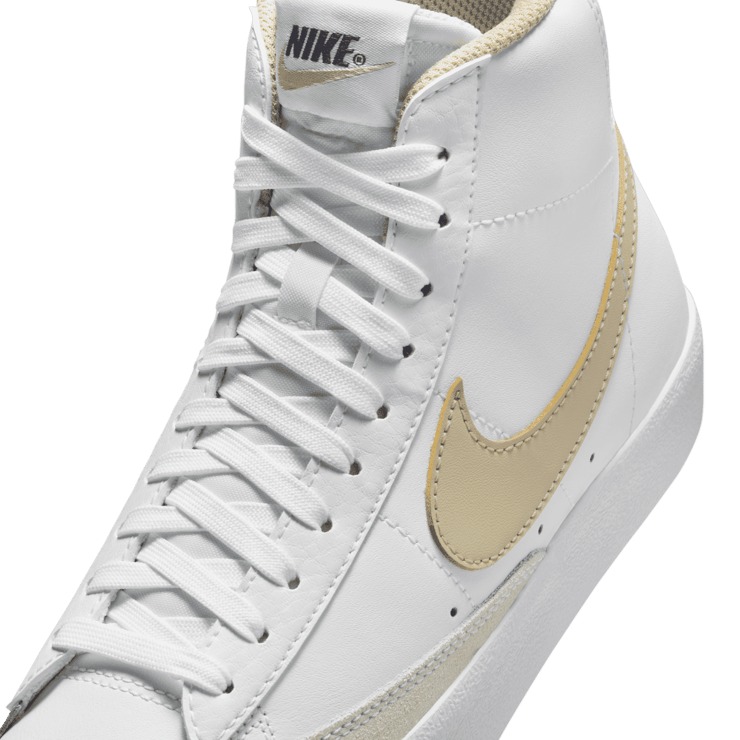 Nike Blazer Mid '77 Angle 4