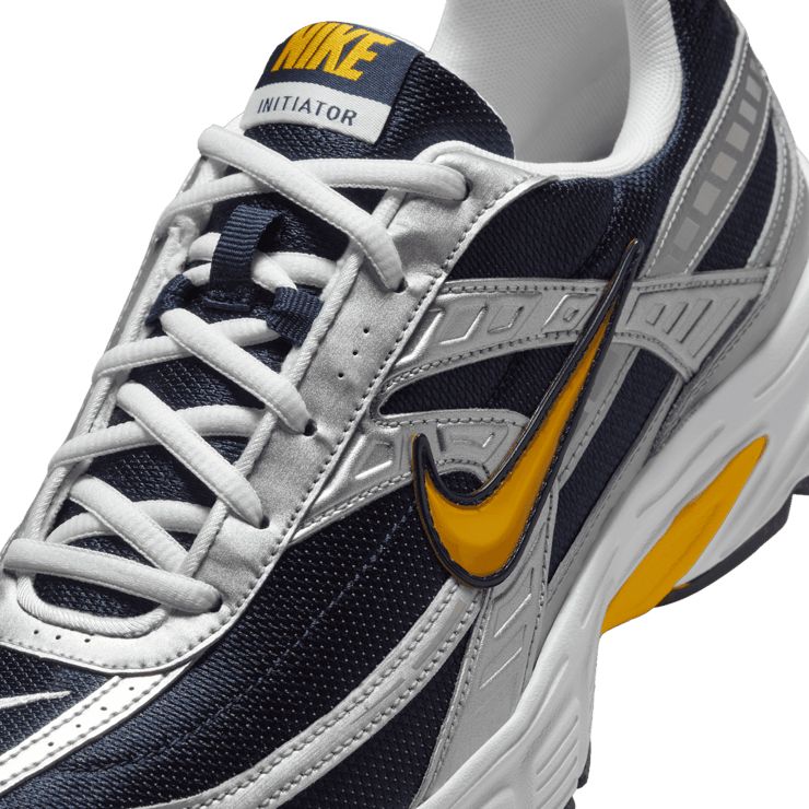 Nike Initiator 'Obsidian Silver Gold' Angle 4