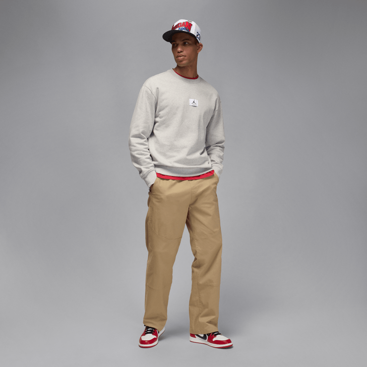 Air Jordan 1 Retro Low OG Chicago Angle 6