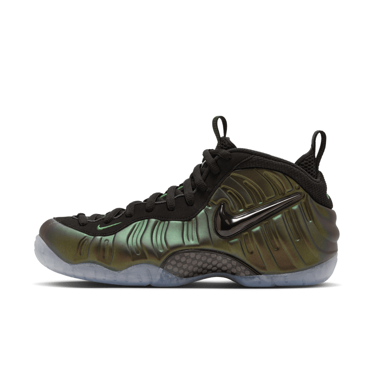 Nike Air Foamposite Pro Pine Green Angle 0