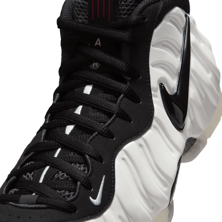 Nike Air Foamposite Pro Pearl Angle 6