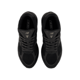 New Balance 2010 Black Angle 1
