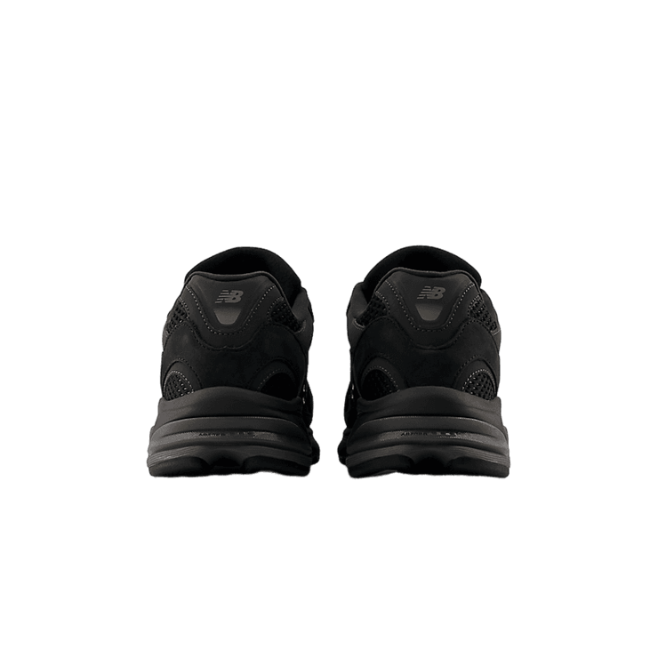 New Balance 2010 Black Angle 4