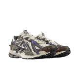 New Balance 1906A Eggplant Angle 2