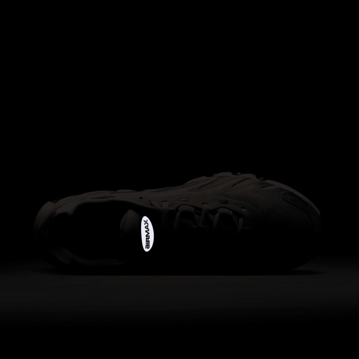 Nike Air Max DN8 Metallic Red Bronze Angle 6