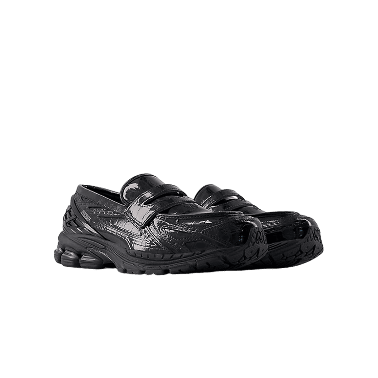 New Balance 1906L Loafer Black Croc Angle 2