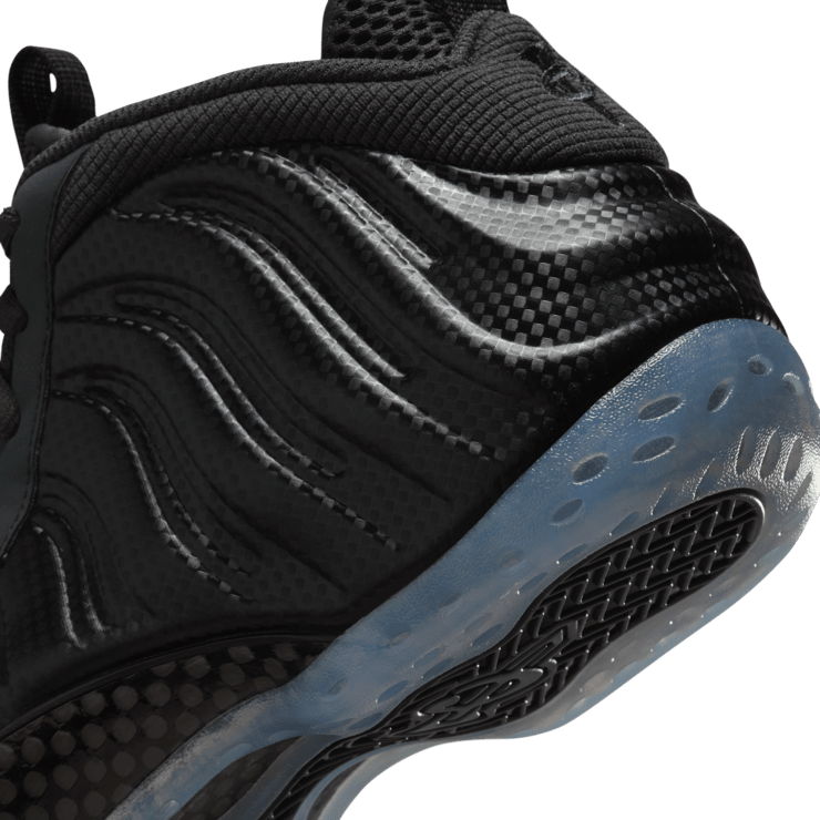 Nike Air Foamposite One Carbon Fiber Angle 7
