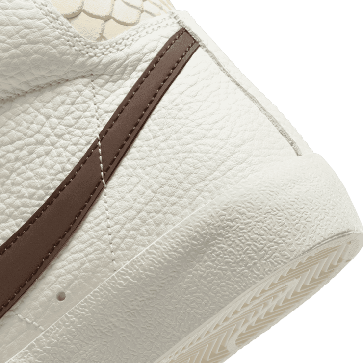 Nike Blazer Mid 77 Python Heel W FD0805 100 Release Info