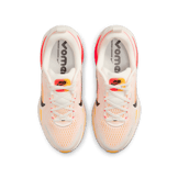 Nike Vomero 18 Road Angle 1