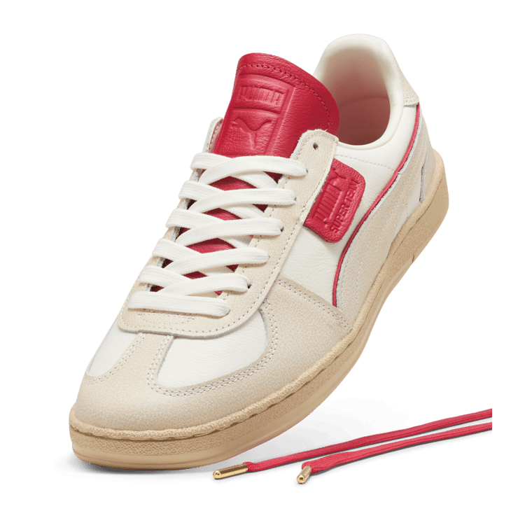 PUMA Super Team AC Milan Sneakers in White Angle 3