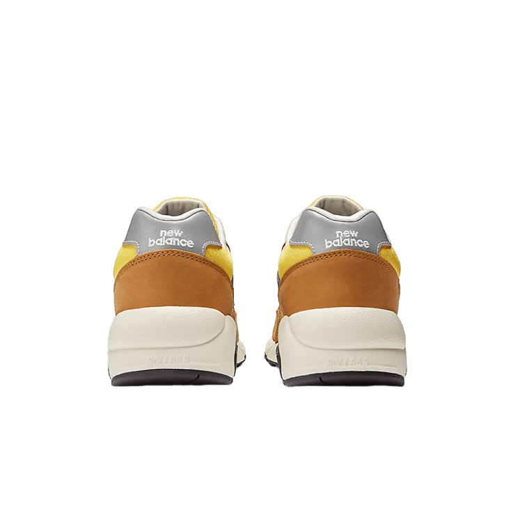 New Balance 580 Beige Yellow Angle 3