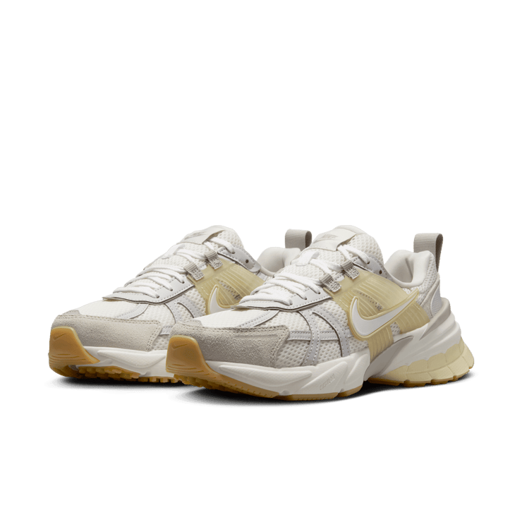 Nike V2K Run Angle 2