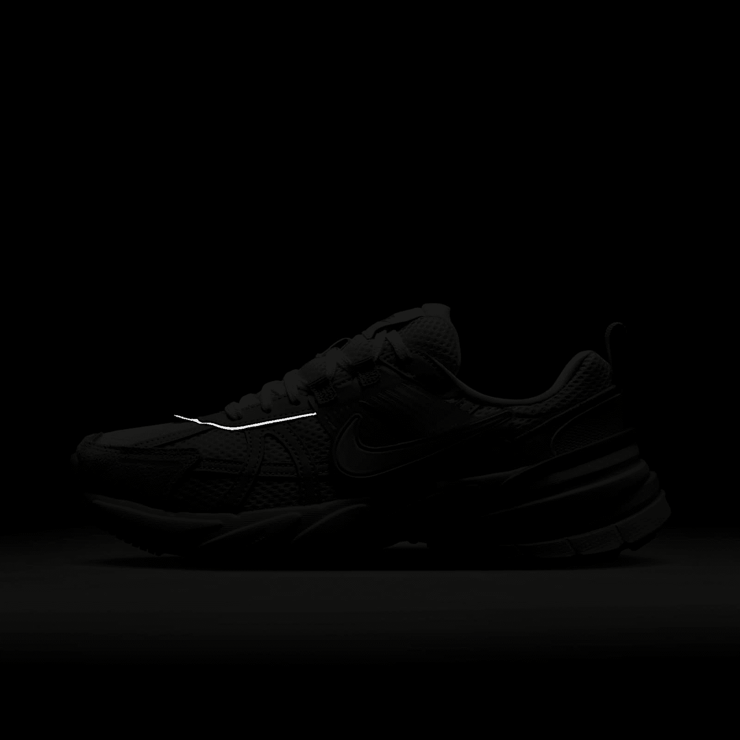Nike V2K Run Angle 7