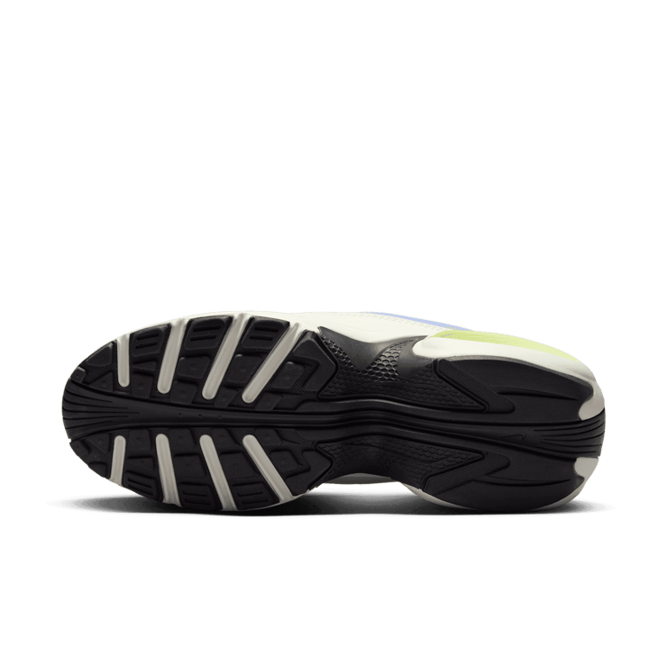 Nike Air Max Portal Angle 0