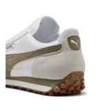 PUMA Easy Rider Mix Sneakers in White Angle 4