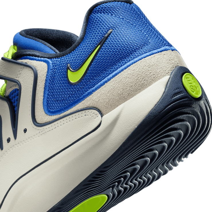 Nike KD 18 Seat Pleasant Angle 4