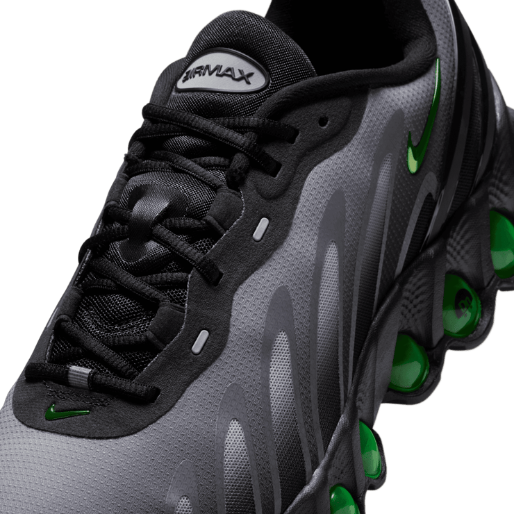 Nike Air Max DN8 Black Light Smoke Grey Angle 4