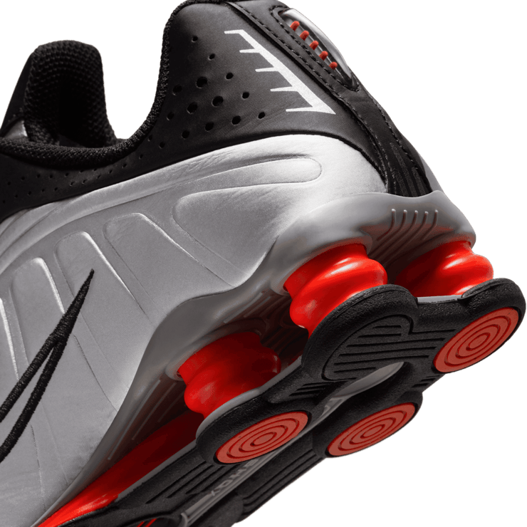 Nike Shox R4 Angle 5