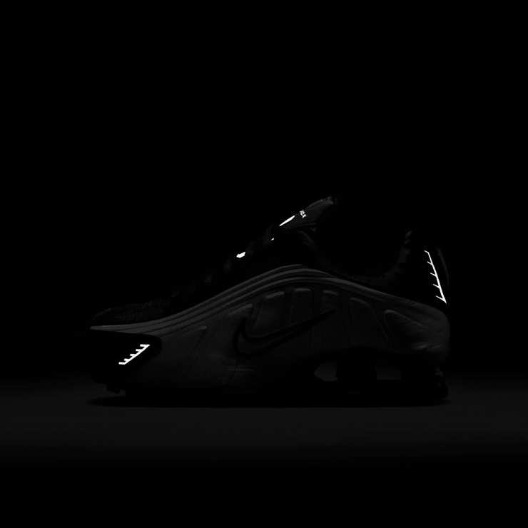 Nike Shox R4 Angle 7