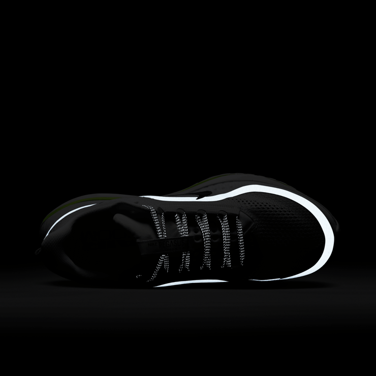 Nike Pegasus Premium White Volt Green Angle 0