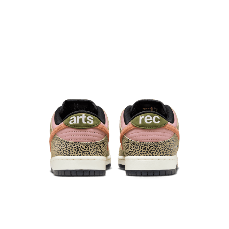 Nike SB Dunk Low Arts-Rec Angle 8