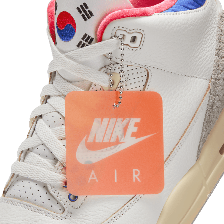 Air Jordan 3 Retro OG SP Seoul 2.0 Angle 8