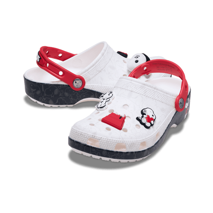 Crocs Classic Clog Peanuts Snoopy Angle 0